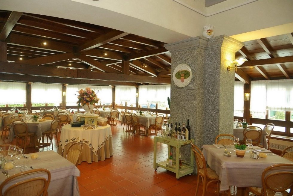 Sala ristorante Trattoria dei cacciatori